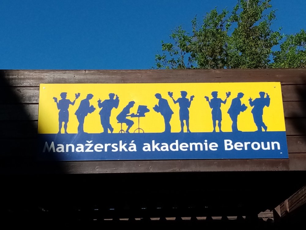 ČTĚTE!!! Seznamovací kurz v září nebude